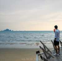เปลี่ยนหน้าร้อนให้เป็นน่ารัก กับ REEVE Beach Club 