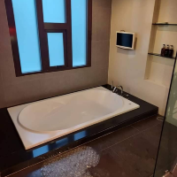 พักเที่ยวที่ Z Through by The Zign Hotel