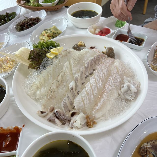 강원도 고성 봉포해변 영순네횟집