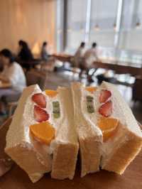 福岡【博多】ふわっふわ食パンのフルーツサンドが食べられるお店🍞🍓
