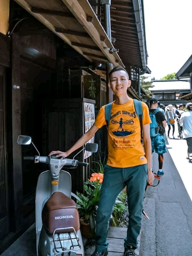 TAKAYAMA - Essence Of Traditional Japan