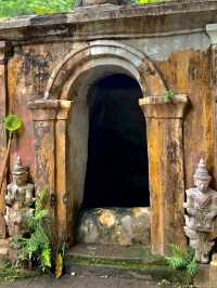 Hidden Temple In Thailand⁉️👀🇹🇭