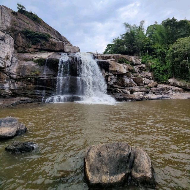 Beautiful Waterfalls in Munnar 🏞️ 