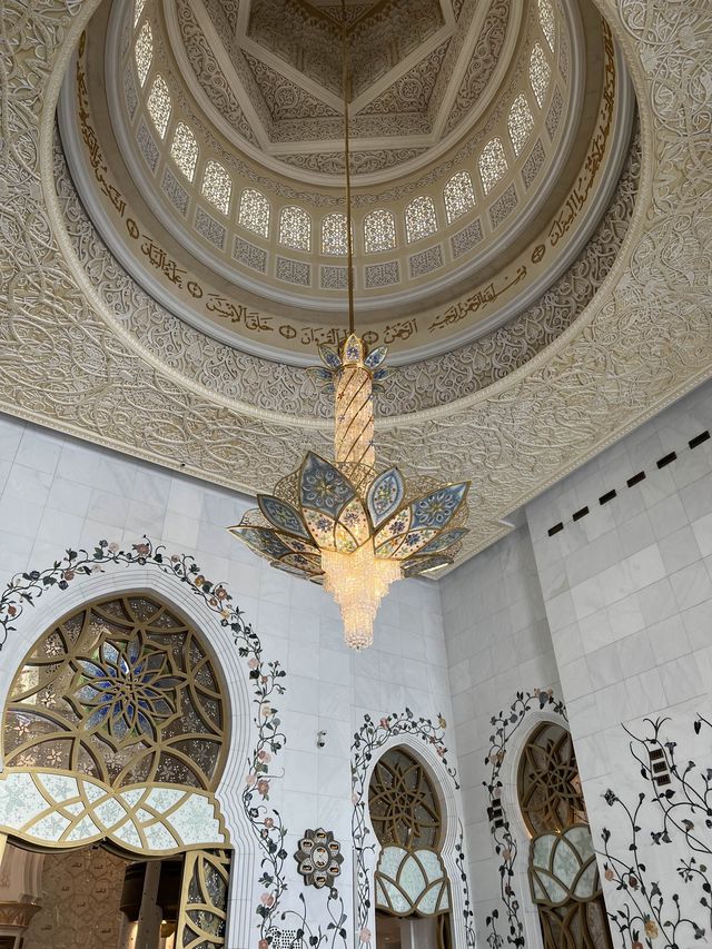 Lost in the beauty of Sheikh Zayed Mosque