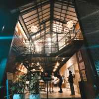 烏布散策、走進渡假風情小路、享受特色SPA店及餐廳