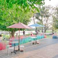 Memory House Cafe ทุ่งหญ้าหลากสี