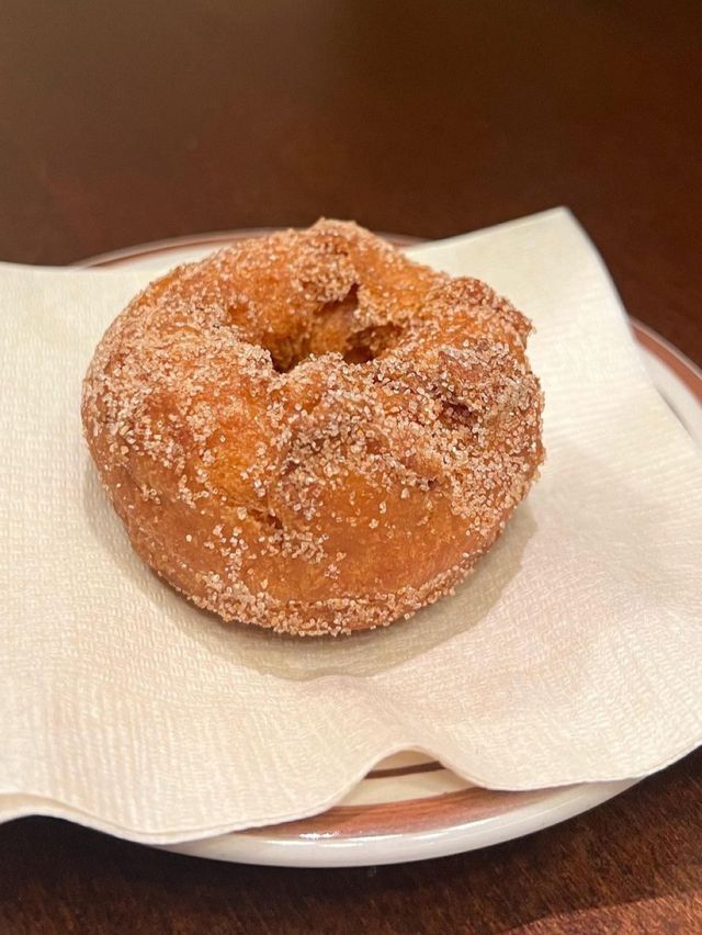 【福岡カフェ】こだわりのおいしいドーナツと相性抜群のコーヒーが楽しめる