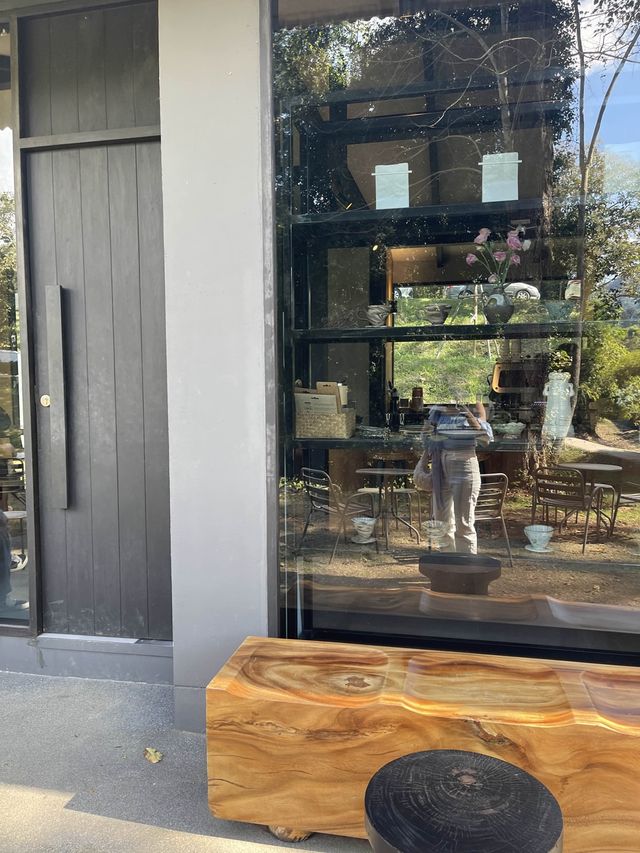 Rachel coffee & community 