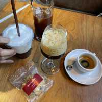 AKA AMA COFFEE (พระสิงห์)