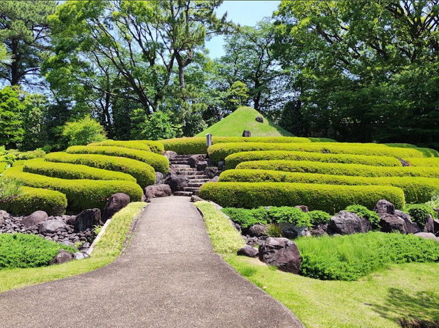 Sunpu Castle Park Momijiyama Garden 