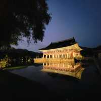 Golden nigh view at Gyeongbukgong Palace 