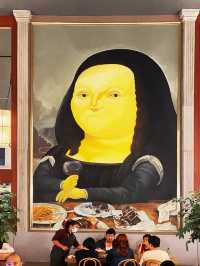 🤰🏻 Pregnant Mona Lisa