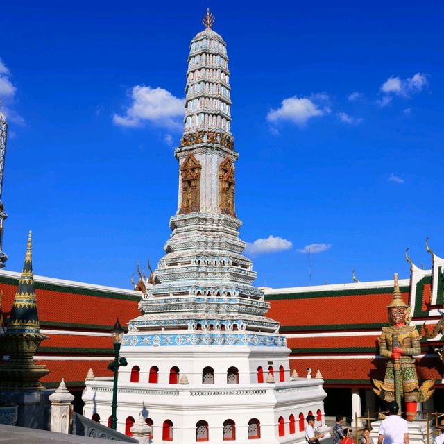 วัดพระศรีรัตนศาสดาราม (วัดพระแก้ว)