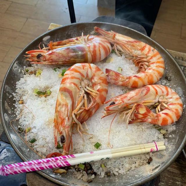 「永安漁港:活力風情、海鮮美食,感受漁民世界」 「永安漁港:活力風情、海鮮美食,感受漁民世界」