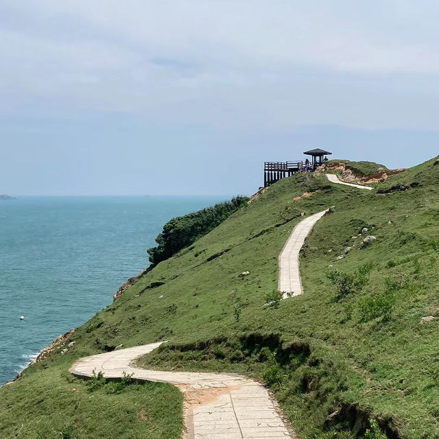 「萬山島：藍海沙灘，享受大自然樂趣」