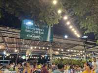 “ริมเขื่อนซีฟู้ด” ร้านอาหารทะเลเจ้าเก่าปากน้ำ