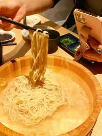 【福岡グルメ】肉寿司と焼き鳥を楽しめる豪華な居酒屋