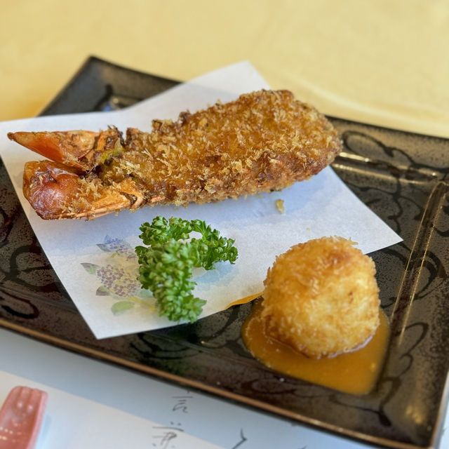【大阪/梅田】32階からの眺望を楽しみながら伊勢海老料理を堪能できる 『中納言 大阪駅前第3ビル店』