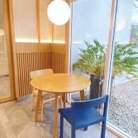 Curious cafe 