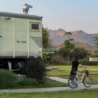 在北碧府的火車車廂上享受不同的住宿氛圍 