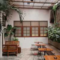 📌 KINA CAFFE | Providing various spaces for you.