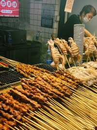 Famous BBQ : RONG SHU YUAN ZHONGSHAN ROAD