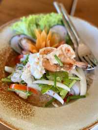 ร้านที่เสิร์ฟของดีพรีเมี่ยมที่สุด⛱️@หาดคลองเจ้า