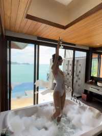 タイ🇹🇭プーケット　海一望🏝️ジャグジープール付きヴィラ🖤
