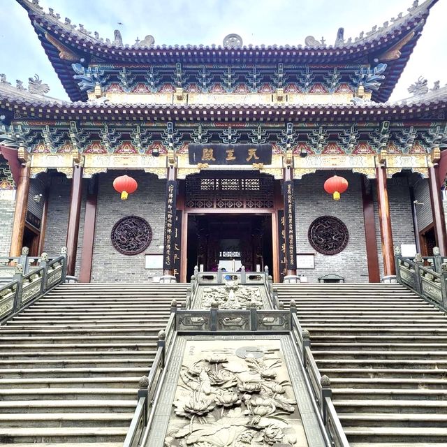 深圳東山寺-仿明清的建築風格，詮釋了中式建築之特殊美學。