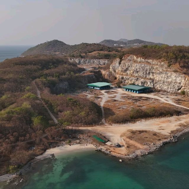 หาดถ้ำพัง แลนด์มาร์ค เกาะสีชัง