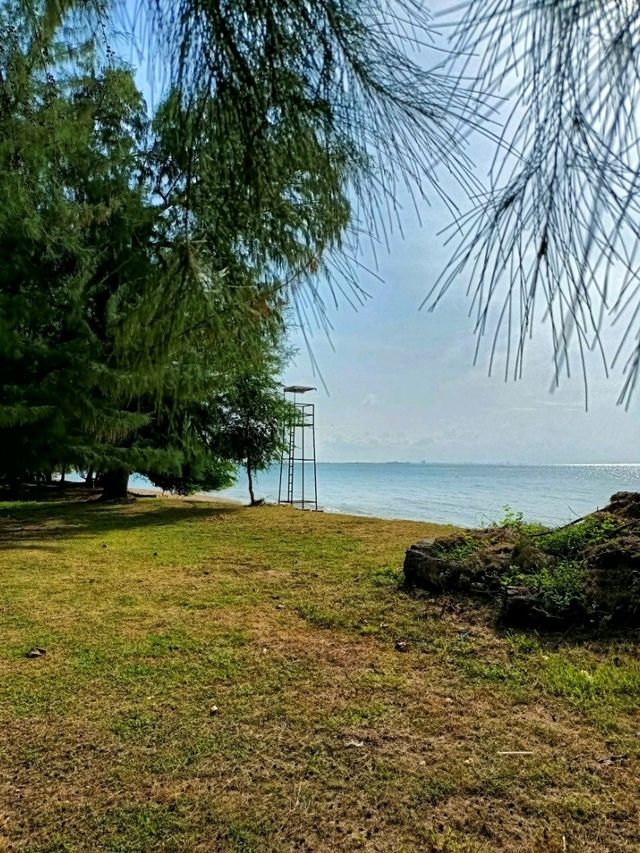จุดชมพระอาทิตย์ขึ้นชายหาดสัตหีบ