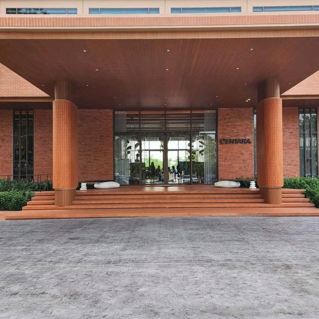 รีวิวโรงแรมเซ็นทารา อุบลราชธานี