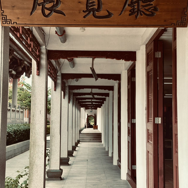 SEE THE BEAUTY OF AMA TEMPLE IN MACAU COLOANE