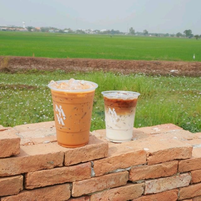 NAYA Cafe Ayutthaya คาเฟ่อิฐและวิวทุ่งนา🌾