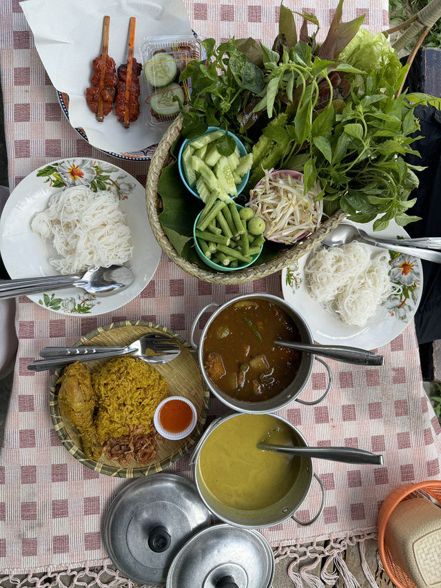 ขนมจีนจ๊ะเหลี๊ย 🫕 ร้านเด็ด อ่าวนาง