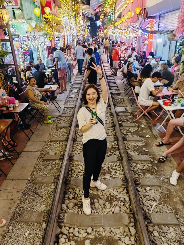 Local Tour at Railway Steet in Hanoi Railway Street