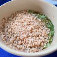 ร้าน เจ๊นีย์ของทอดลับแล