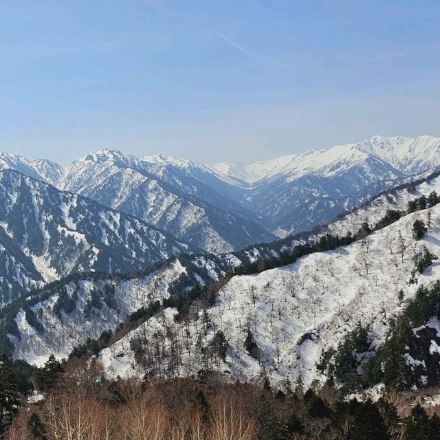 此生必看立山雪壁，黑部立山壯麗景緻與雪之奇觀。