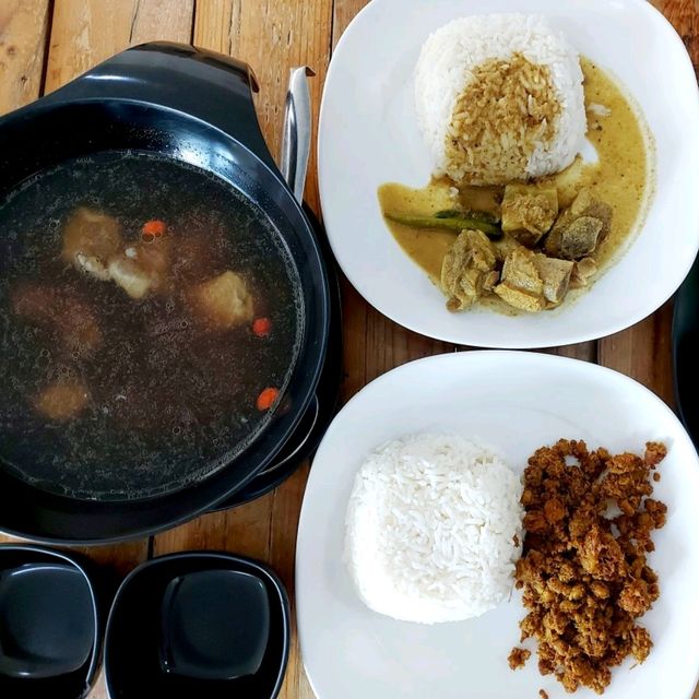 ครัวรสใต้ @ เรวดี นนทบุรี