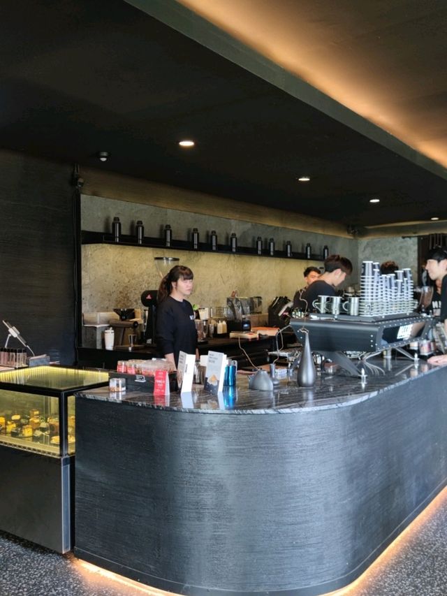 Mitte Coffee roastery คาเฟ่ย่านแจ้งวัฒนะ ปากเกร็ด