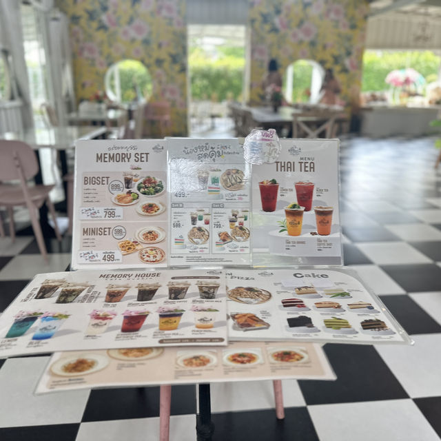 Memory house cafe