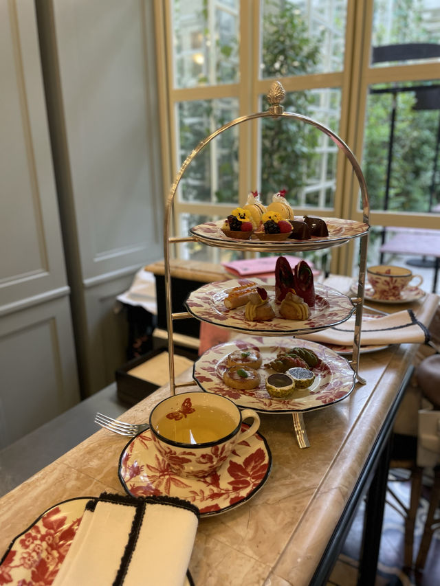 東京グルメ🍰グッチオステリアで優雅なアフタヌーンティー🍰☕️