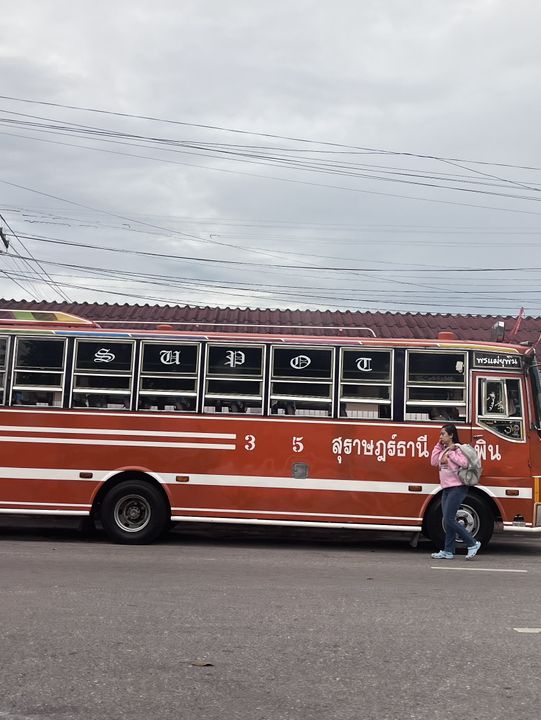 แหลมโพธิ์ จังหวัดสุราษฎร์ธานี🦀🌊🦑🦐🚞🥳