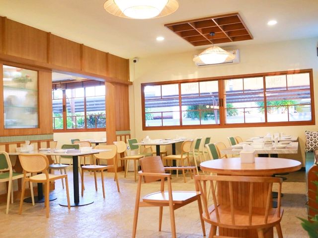 TUMMY cafe คาเฟ่เปิดใหม่ ติดทะเล