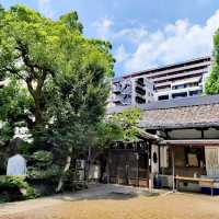 難波八阪神社