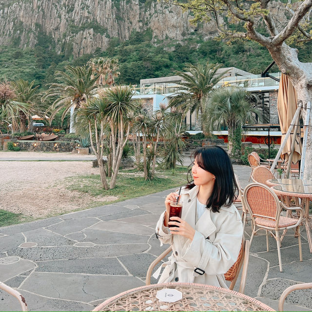 제주도 산방산 카페 원앤온리 이국적인 뷰 끝판왕❤️