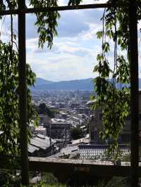 The Timeless Charm of Kiyomizu-dera: Kyoto’s Hilltop Sanctuary