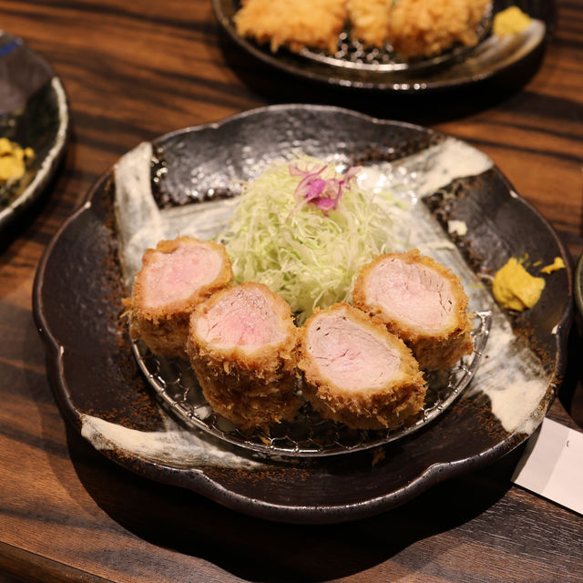 福岡美食之旅：拉麵與米其林的完美碰撞！🍜✨