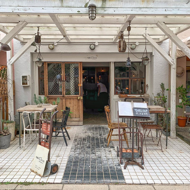 Cute curry shop in Tokyo