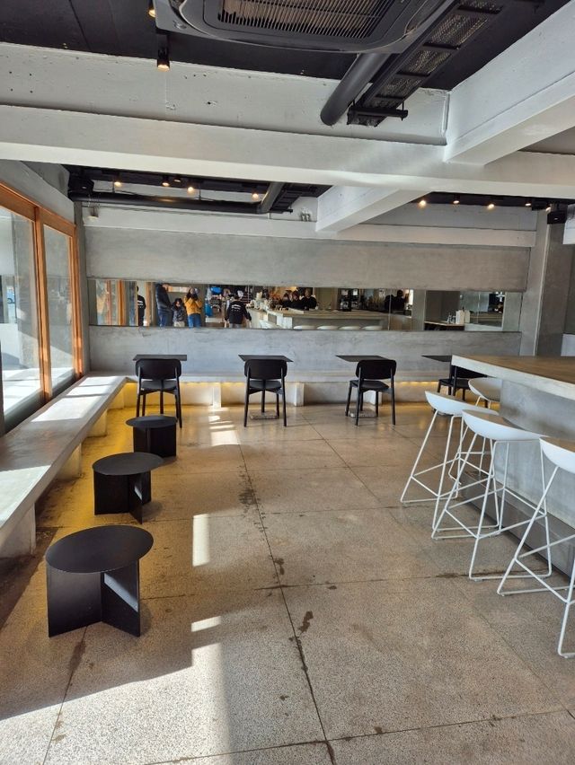 Kusasenri Coffee Roastery ☕️